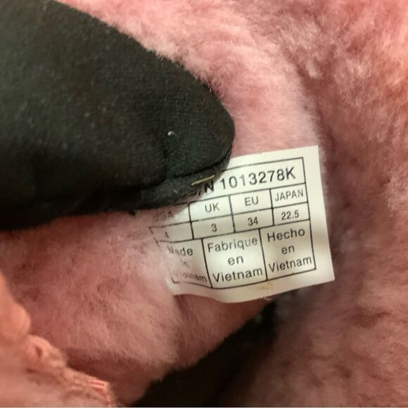 UGG Girls Pink Sheepskin Bailey Bow Ruffles Boots Girls 1013278K size 4 - Picture 12 of 16
